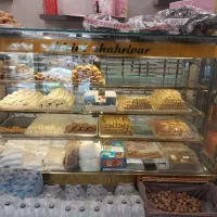 فروش یخچال و ویترین شیرینی فروشی|فروشگاه و مغازه|قم, باجک یک|دیوار