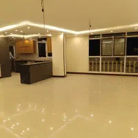 آپارتمان ۱۵۰ متری سه خواب تک واحدی نورگیر