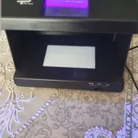 دستگاه تشخیص اسکناس