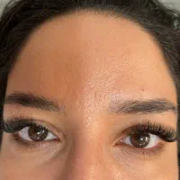 مژه|خدمات آرایشگری و زیبایی|هشتگرد, هشتگرد قدیم|دیوار