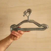 چوب لباسی فلزی