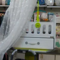 تخت نوزاد آک