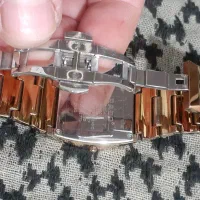 ساعت رادو|ساعت|قم, آذر (نکویی)|دیوار