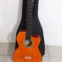 گیتار AKORD در حد