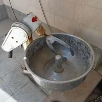 باسلام  فروش تنور گازی بزرگ 8 نونه  و خمیرگیر|اجاق گاز و لوازم برقی پخت‌وپز|آباده, |دیوار
