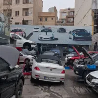 تعمیر گاه ماشین خارجی. یک .