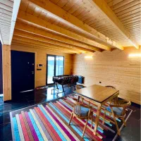 کلبه چوبی استخر روباز اب گرم (مستقیم با مالک)|اجارهٔ کوتاه‌مدت ویلا و باغ|نور, |دیوار