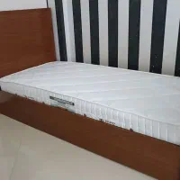 تخت خواب با تشک زست