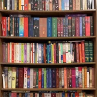 فروش کتابخانه شخصی