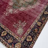 استخدام منشی بازنشسته آقا