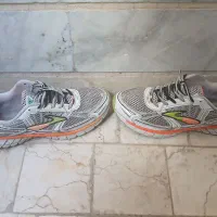 کتانی نایک   ساکنی|کیف، کفش، کمربند|اشتهارد, |دیوار