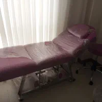 تخت استیشن مژه یا فیشیال صورت