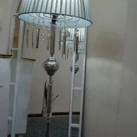 آباژور ایستاده|چراغ خواب و آباژور|پرند, فاز ۴|دیوار