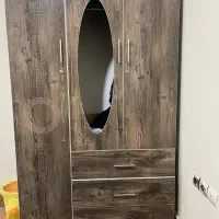 کمد چند تیکه لباس در حد نو