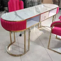 ناخن کاری|آرایشگاه و سالن‌های زیبایی|شهرکرد, |دیوار