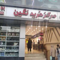 اجار ه دفتر خدماتی و مغا زه و انباری|اجارهٔ مغازه و غرفه|تبریز, |دیوار