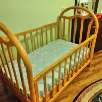 تخت کودک تمام چوب با تشک خوشخواب|تخت و صندلی بچه|آبادان, |دیوار