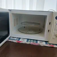 مایکروفر مارک سانی سالم به شرط ۵ میلیون|اجاق گاز و لوازم برقی پخت‌وپز|ایلام, |دیوار