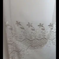 پرده حریر مانند|پرده، رانر، رومیزی|میانه, |دیوار