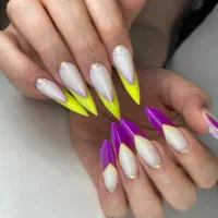 دستیار ناخن ، طراح حرفه ای با سابقه کار|استخدام درمانی، زیبایی، بهداشتی|مشهد, هفت تیر (آب و برق)|دیوار