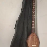 سه تار تزئینی با کیف برزنتی