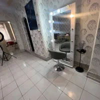 آینه چراغدار ومیزناخن ۲عدد برای سالن و۰۰۰۰