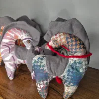 عروسک دستساز اسب