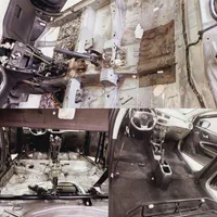 دیتیلینگ واحیای رنگ وپولیش خودرو وسرامیک خودرو|خدمات موتور و ماشین|بوشهر, |دیوار