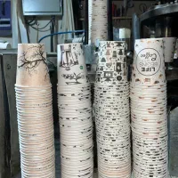 لیوان کاغذی