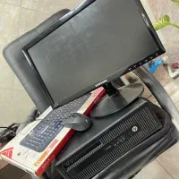 کیس و مانیتور کامپیوتر