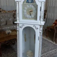 ساعت ایستاده سالم و شیک در حد نو