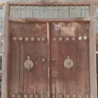 درب چوبی قدیمی