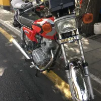 هوندا 125