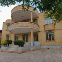 آپارتمان-دوطبقه-ویلای-400-متری-در-قدمگاه