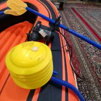 قایق بادی ۴نفره ۳۲۰کیلوگرم با پارو وپمپ برقی Intex|غواصی و ورزش‌های آبی|صحنه, |دیوار