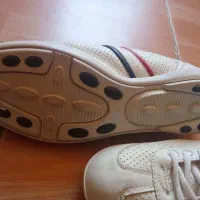 کفش ورزشی|کیف، کفش، کمربند|شاهین‌شهر, دکتر حسابی|دیوار