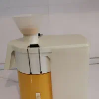 آبمیوه گیری AEG