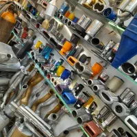 پیچ هوا موجود است ۲۰۶ پرشیا تیوفایو|قطعات یدکی و لوازم جانبی|رشت, کوی حسینی|دیوار