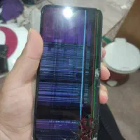 خریدار گوشی نیازمند تعمیر شما