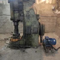 پتک برقی روسی