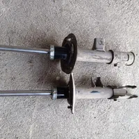 شارژ کمک وتعمیر تخصصی کمک|خدمات موتور و ماشین|اصفهان, قلعه طبره|دیوار