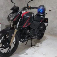 اپاچی ۲۰۰ نیوفیس در حد ۱۴۰۳