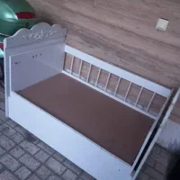 تخت کودک نوزاد