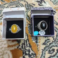 انگشتر نقره کار کهنه با سنگ های ارزشی