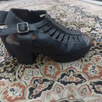 کفش سایز37