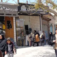 دو-طبقه-مغازه-بر-میدان-اصلی