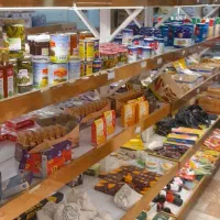 فروش قفسه|مواد شوینده و دستمال کاغذی|خوی, |دیوار