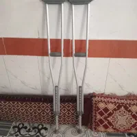 یک جفت عسا ی تروتمیز