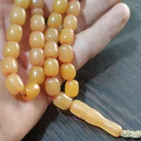 تسبیح سندلوس بو دار|کلکسیون اشیاء عتیقه|قم, ولیعصر|دیوار