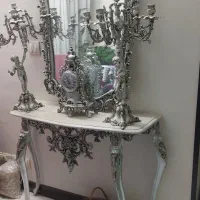 آینه و کنسول